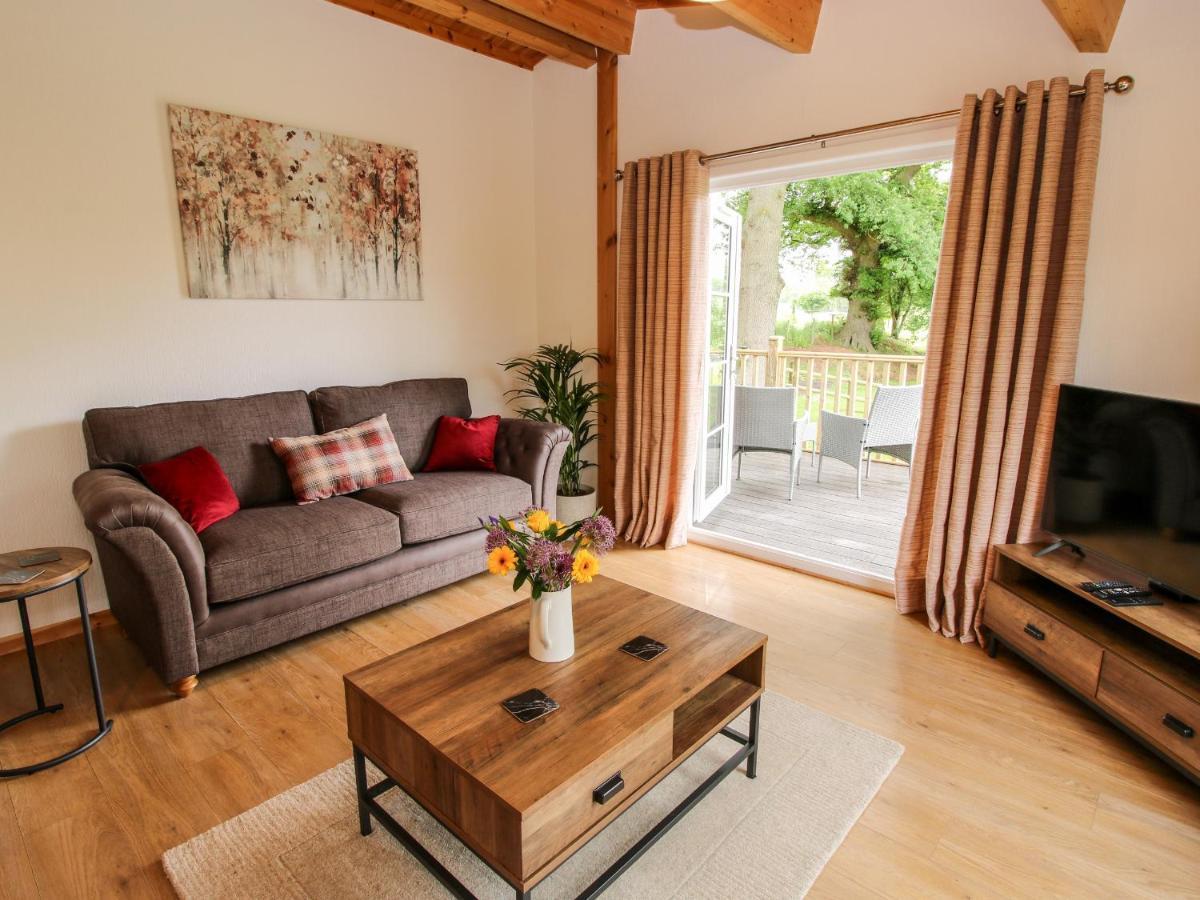 The Log Cabin Tenbury Wells Extérieur photo